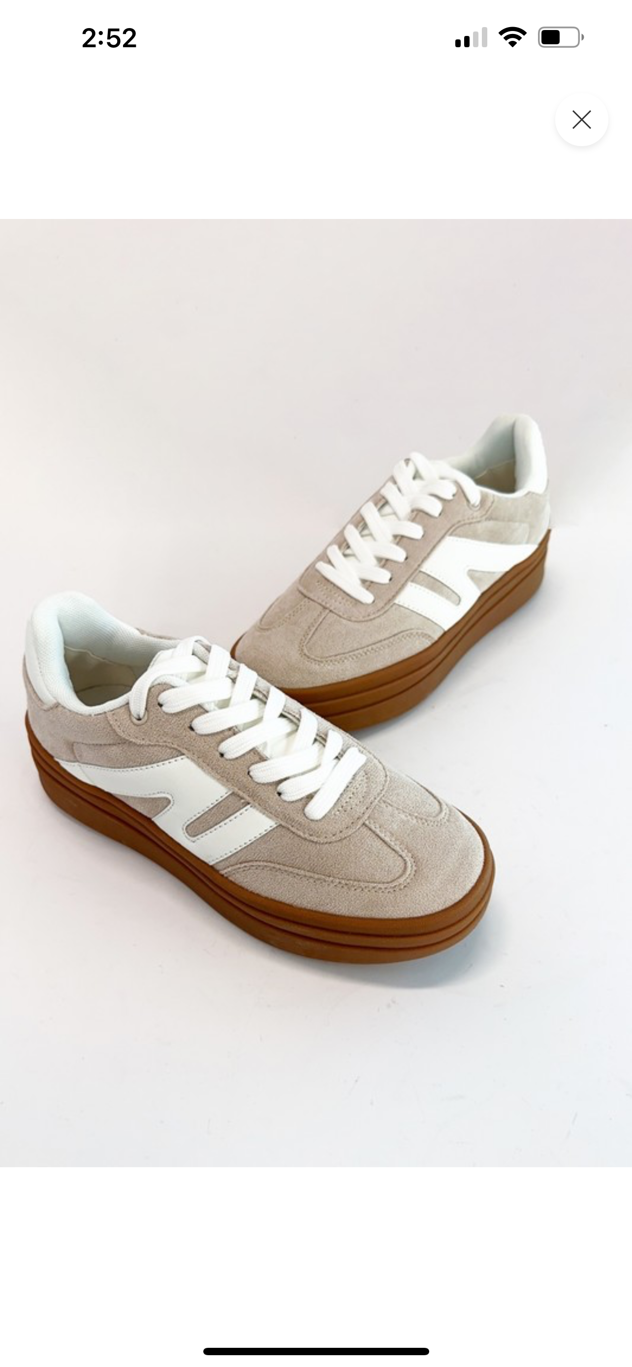 Beige sneaker