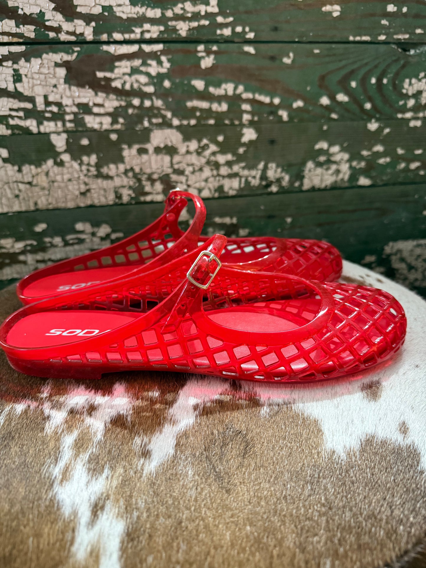 Red jelly slides