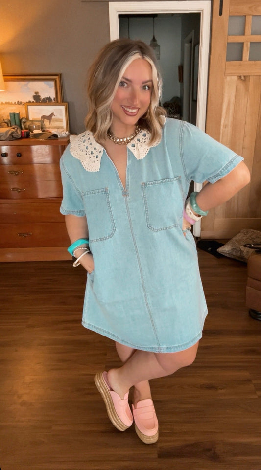 Crochet collar denim dress