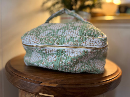 Mint & Ivory Make Up Bag